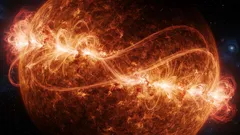 Vymkla se sluneční aktivita kontrole? Hvězda právě vypustila dvě erupce najednou