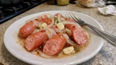 Domácí utopenci do sklenice: spolehlivý nálev a trik, aby zůstaly pevné