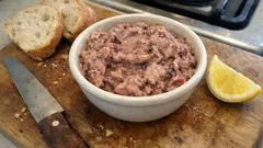 Jemná kachní paštika na červeném víně – jednoduchý domácí recept