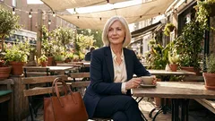 7 chyb, kterých se ženy po padesátce dopouštějí a kvůli nim vypadají jako staré dámy