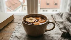 3 zimní nápoje, které sníží otoky a zkrotí chuť na sladké