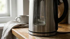 Proč byste neměli vařit vodu dvakrát: důvod je opravdu pádný