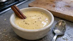 Domácí vaječný koňak se Salkem: krémový a hladký bez sražených žloutků