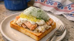 Toast z tramezzina s napařeným pstruhem a candátem – svěží předkrm bez smažení