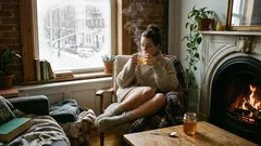 Tento zimní nápoj pomáhá předcházet otokům, únavě, nízké energii a chutím na sladké