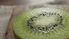 Noční mlsání a spánek: nejlepší a nejhorší potraviny před spaním